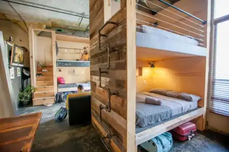 PodShare - Hostel - 1