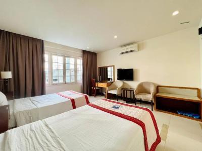 Petro House - 35