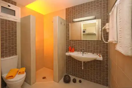 Kristalli Apartments - 8