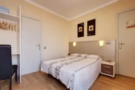 Hostal Barcelona - 3