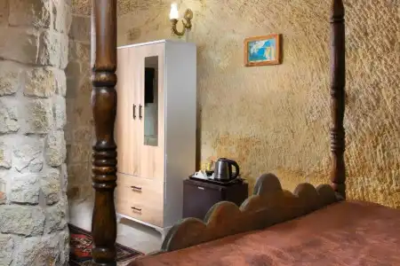 Romantic Cave - 62