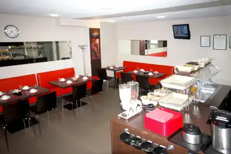Séjours & Affaires Reims Clairmarais - 11