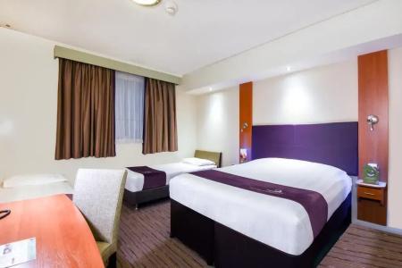 Premier Inn Dubai Investments Park - 20