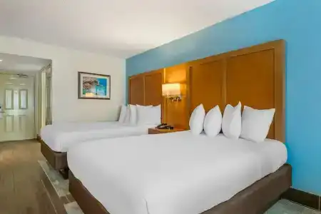 Tropical Winds Resort - 113