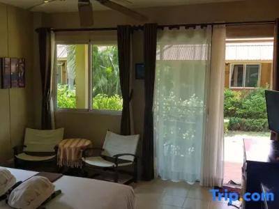 Lanta Castaway Beach Resort - 27