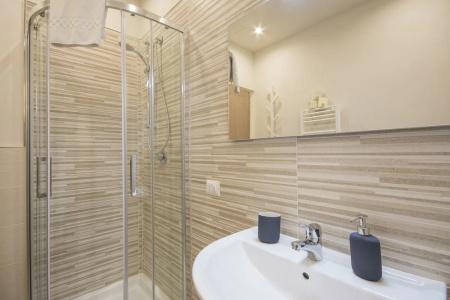 Regis Condo - 187