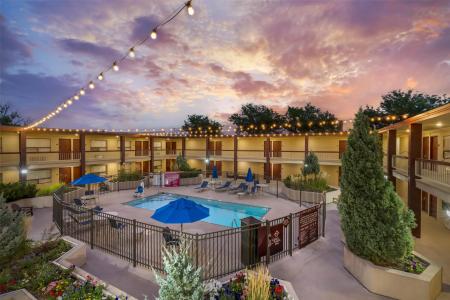 Best Western Plus Clocktower Inn - 26