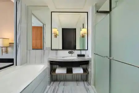 Sheraton Grand Jakarta Gandaria City - 35