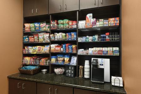 Hilton Garden Inn Fargo - 43