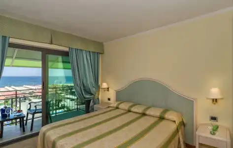 Siesta - 47