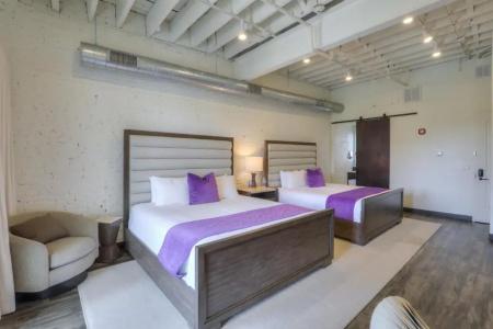 Studio 154 Luxury - 108