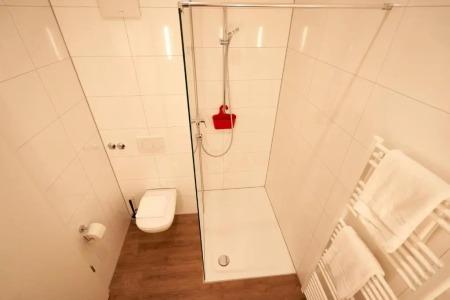 Busses Guesthouse - 6