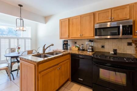 Topnotch Resort - 122