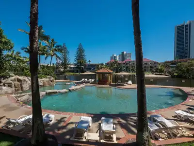 Paradise Island Resort - 10