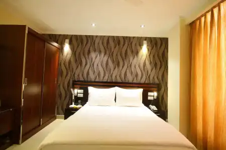 Splendid Holiday Guest House - 36