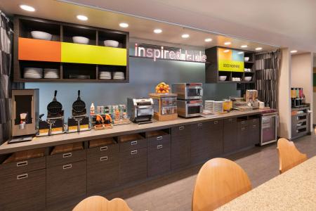 Home2 Suites by Hilton Anchorage / Midtown - 26