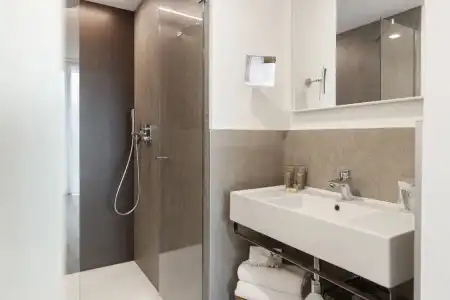 Garda Lake Suite - 68