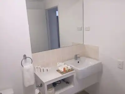 The Edge Apartment - 9