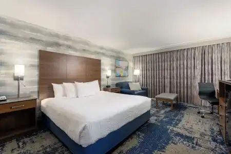 MCM Elegante and Conference Center Odessa - 43
