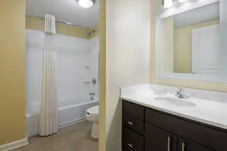 TownePlace Suites by Marriott Pensacola - 16