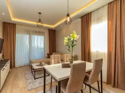 Luxury Apartments Queen - 37