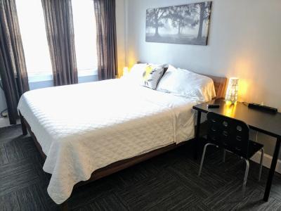 The Wayfaring Buckeye Hostel - 76