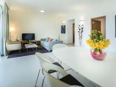 ApartAdagio Abu Dhabi Al Bustan - 5