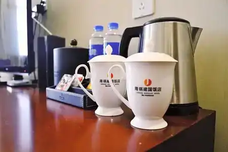 Longqi International - 24