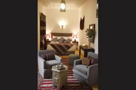 Riad Shaloma - 36