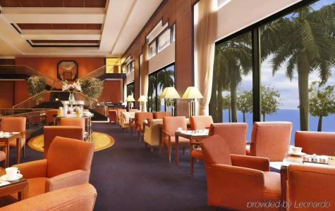 Trident, Nariman Point, Mumbai - 33
