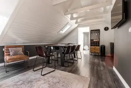 Vintage Apartment - 11