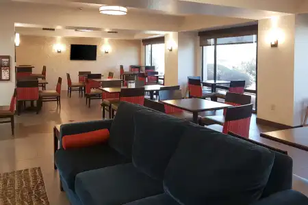 Comfort Inn I-10 West at 51st Ave - 24