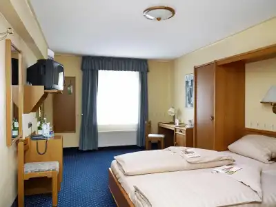 Hotel-Hofbräu am Stadtring - 1