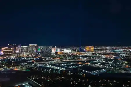 Beautiful Palms Place Suite - 408