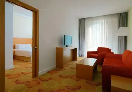 Courtyard by Marriott Budapest City Center - 73
