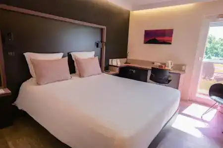 Hôtel le Kennedy, Clermont-Ferrand, The Originals Relais - 74