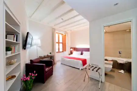 Navona Palace Luxury Inn - 0