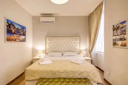 Gravina Suite Frattina - 77