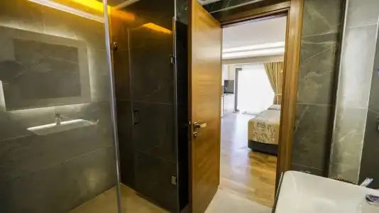 Premier Inn City - 10