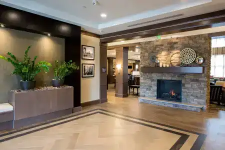 Staybridge Suites ALBANY WOLF RD-COLONIE CENTER by IHG - 1