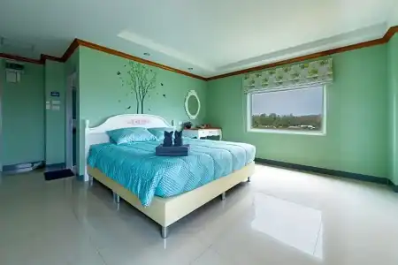 The Lilly - 49