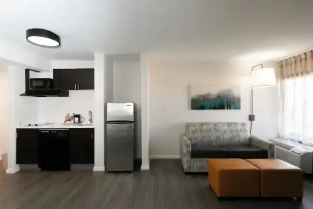 Sonesta Essential NW Houston - 60