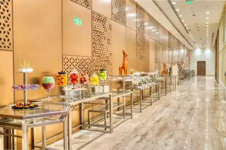 Holiday Inn Kolkata Airport by IHG - 24