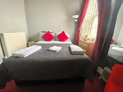 16 Pilrig Guest House - 74
