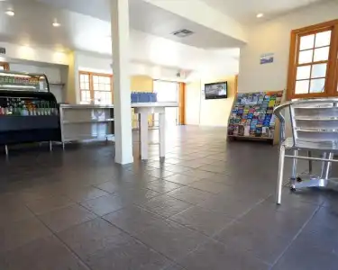 Orange Tree Inn - 10