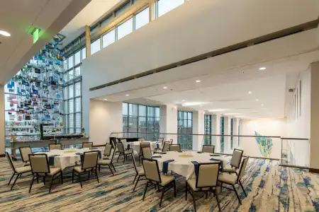 Doubletree by Hilton Cedar Rapids Convention Complex - 22