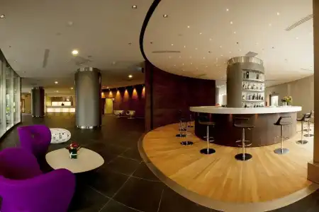 Best Western Plus The Hub - 15