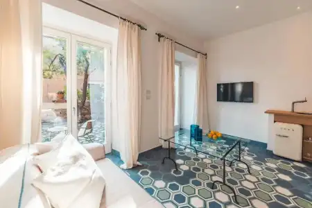 Medousa Suites - 48
