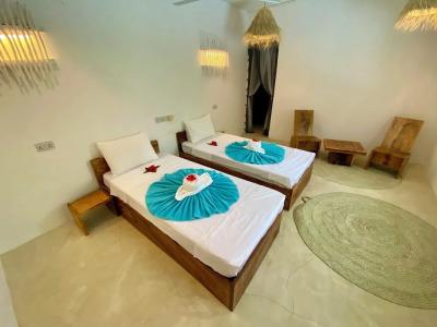 The Seles Boutique - 49
