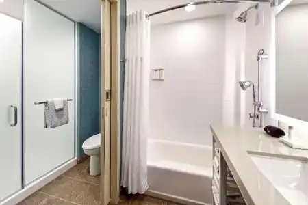Anaheim Suites Resort - 42